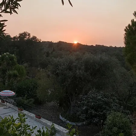Διαμέρισμα Folini House *